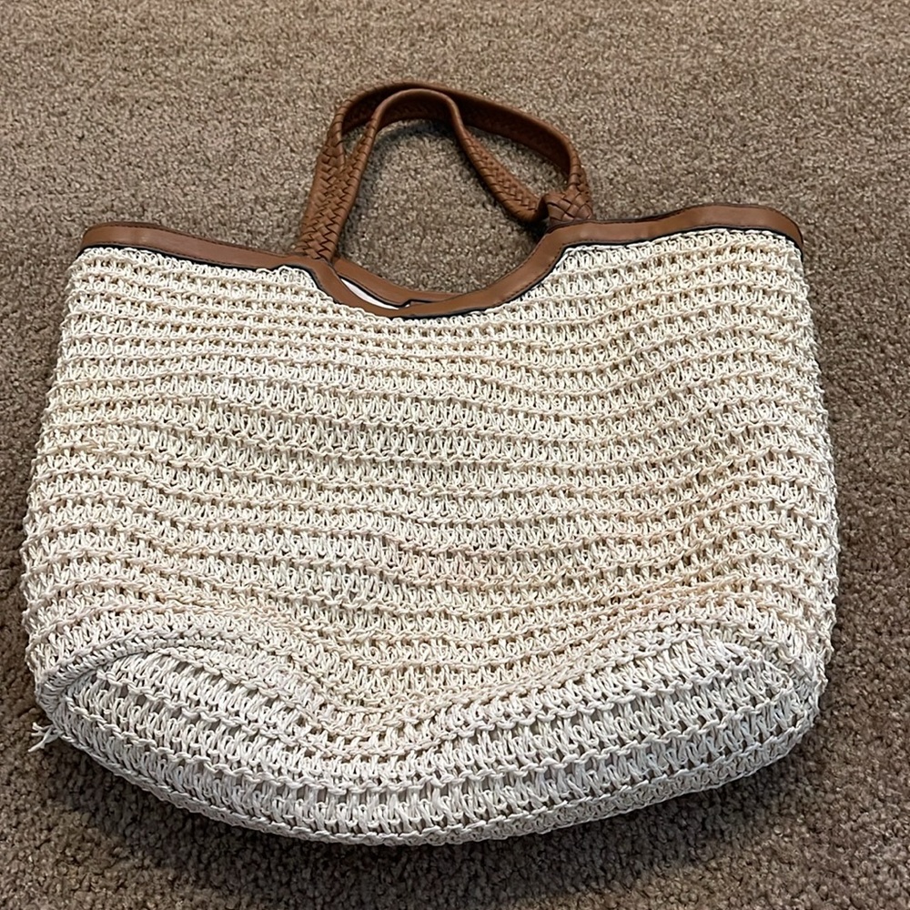 Time and Tru Sea Sun Salt straw Tote - Picture 2 of 6